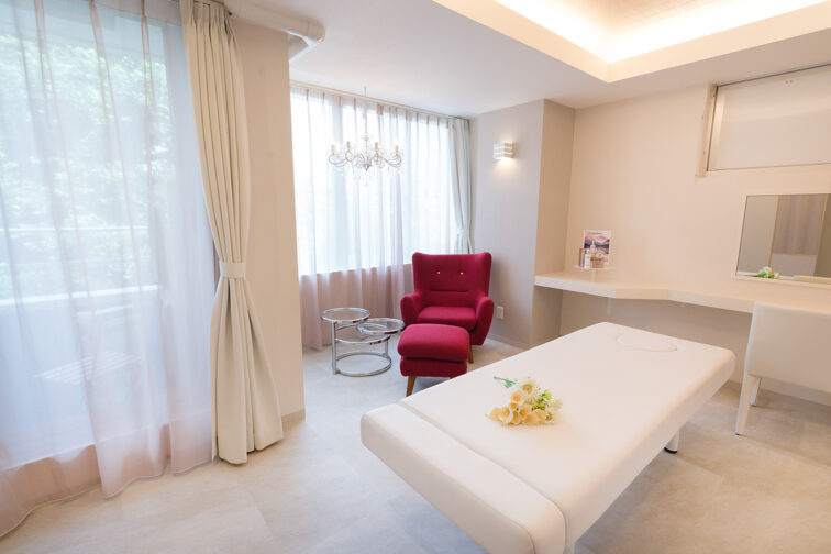 スローティ・ラテ 名古屋店